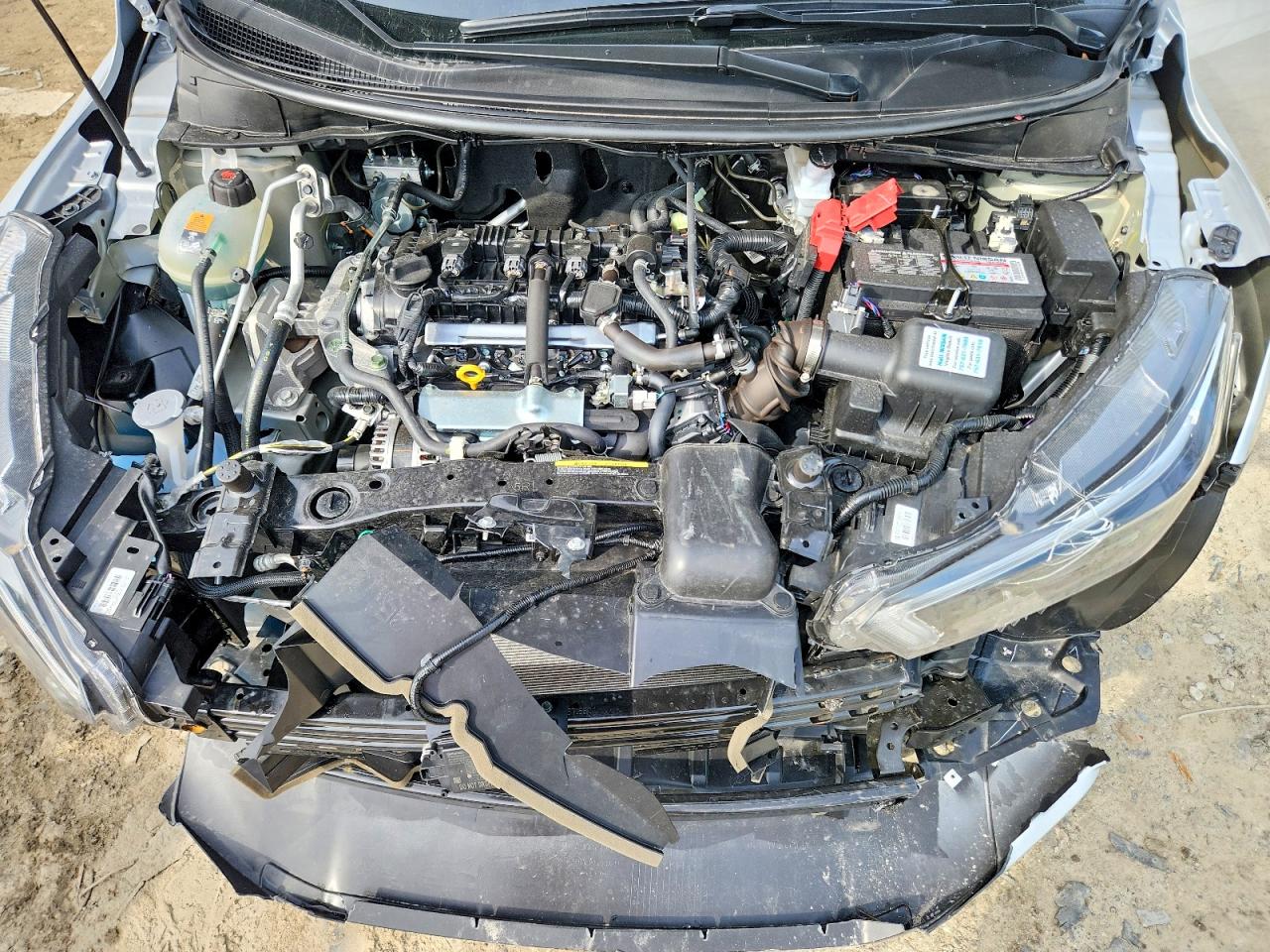 2025 NISSAN VERSA SV photo 21