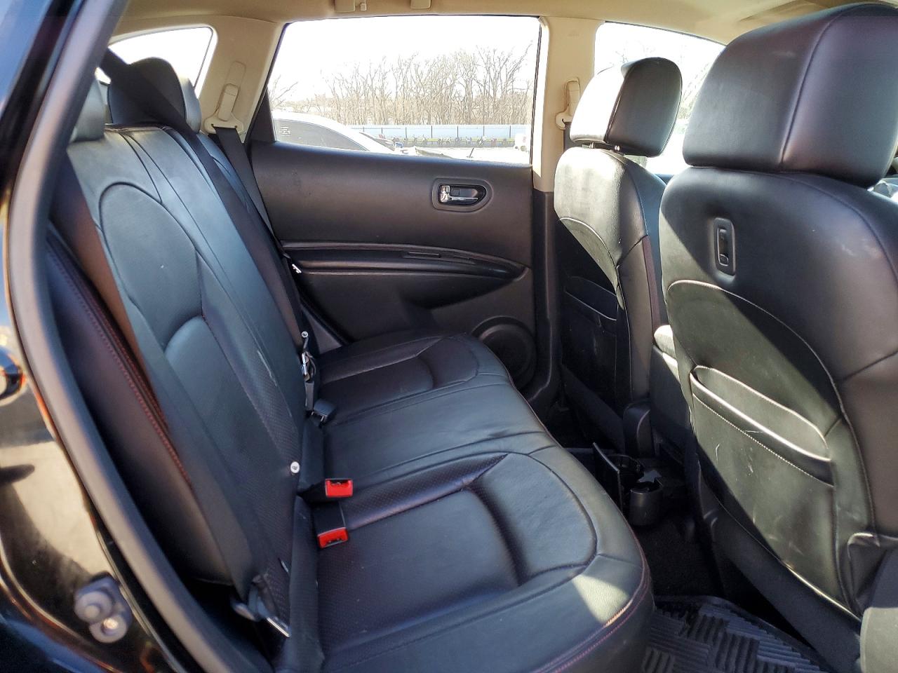 2010 NISSAN ROGUE S photo 11