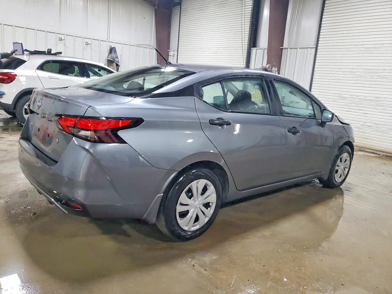 2024 NISSAN VERSA S photo 5