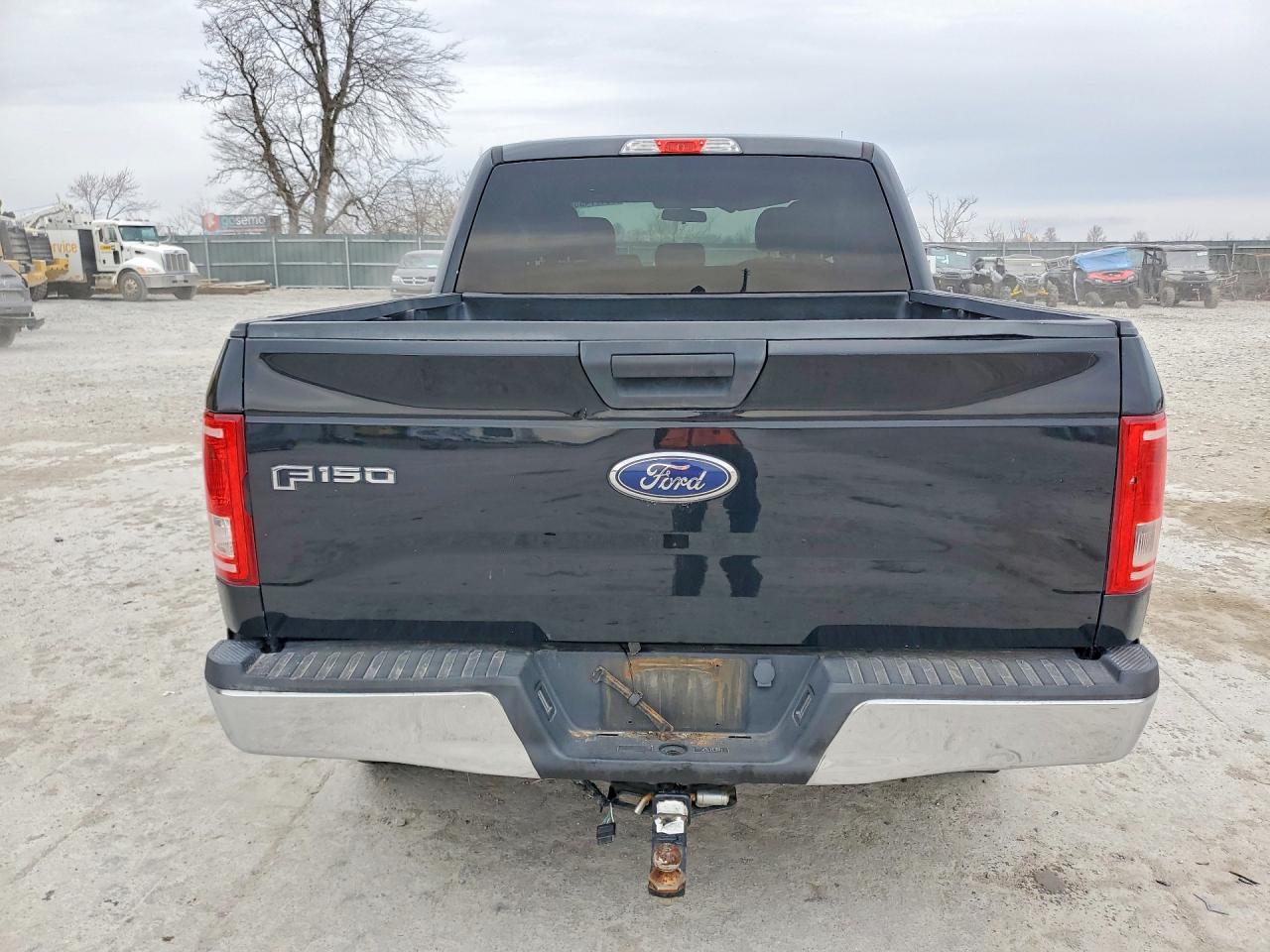 2017 FORD F150 SUPERCREW photo 6