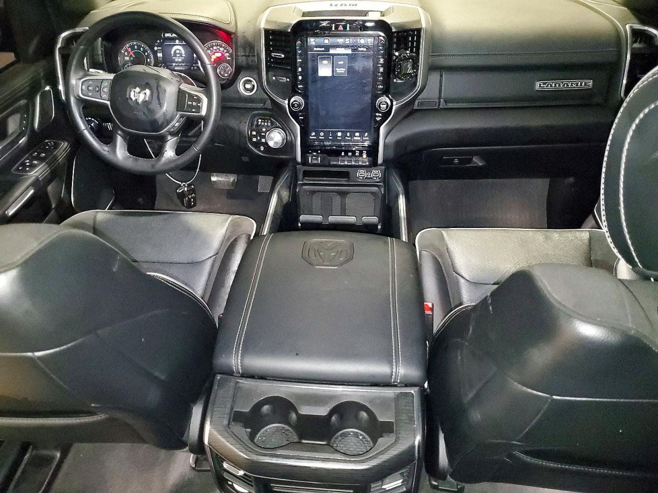 2023 RAM 1500 LARAMIE photo 8