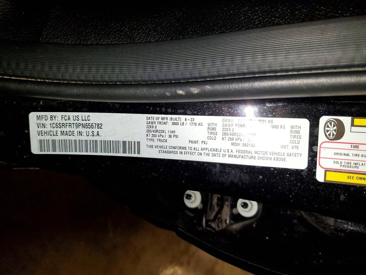 2023 RAM 1500 LARAMIE photo 12