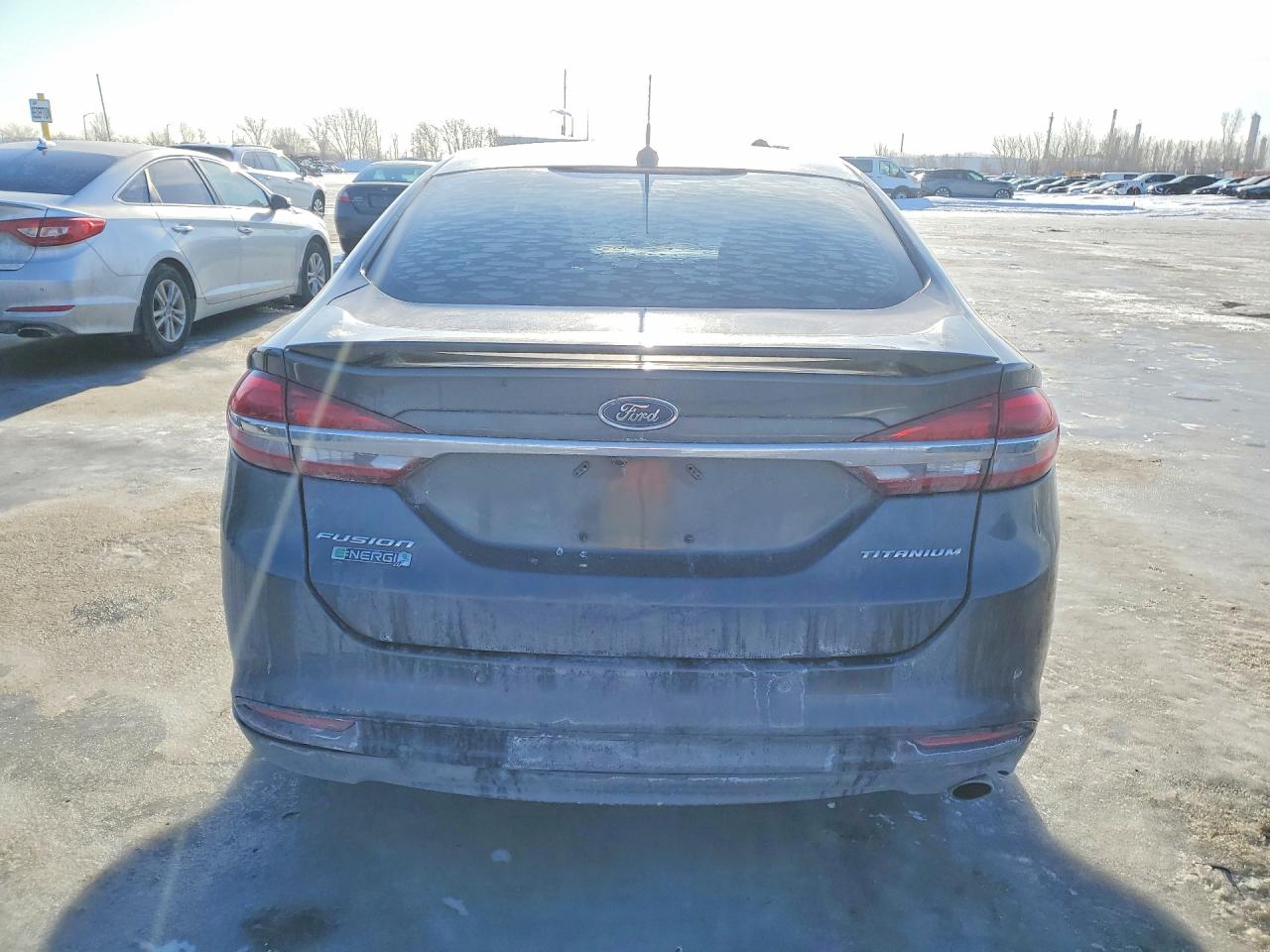 2018 FORD FUSION photo 11