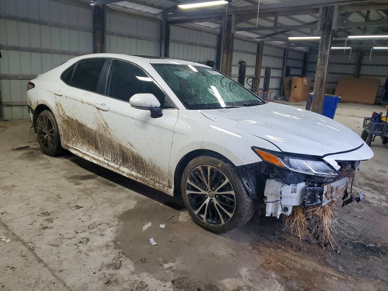 2020 TOYOTA CAMRY SE photo 7