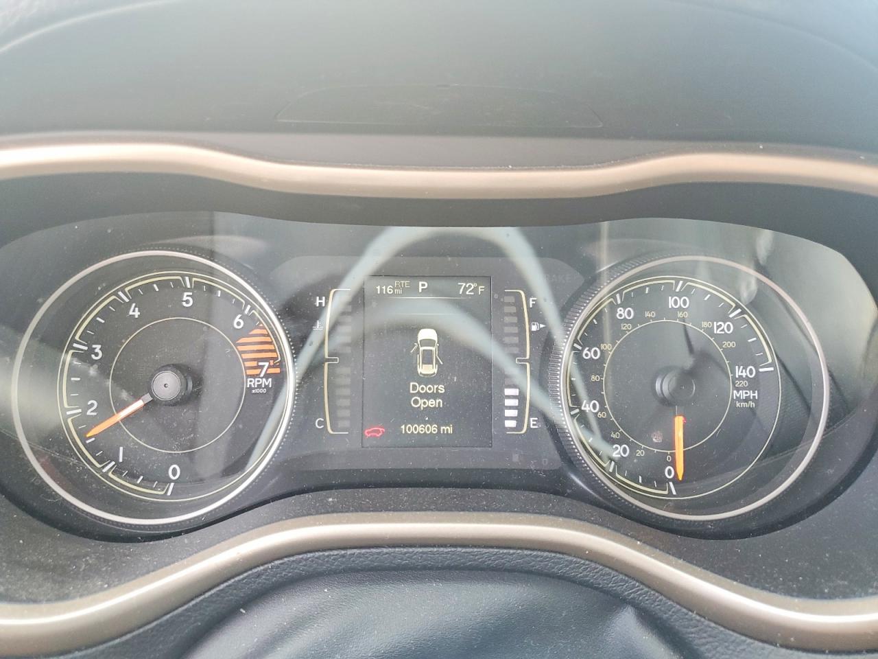 2018 JEEP CHEROKEE LATITUDE photo 9