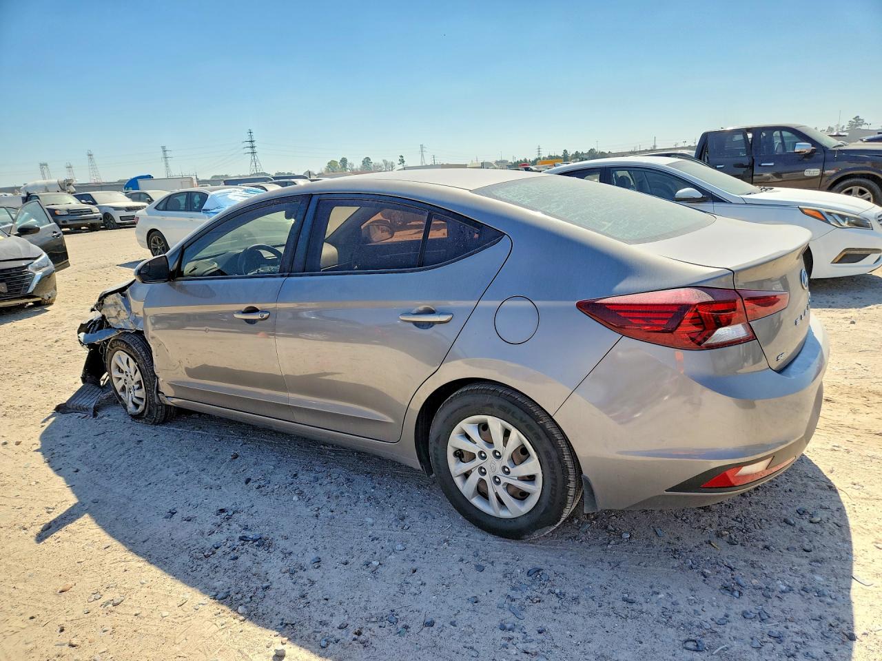 2020 HYUNDAI ELANTRA SE photo 3