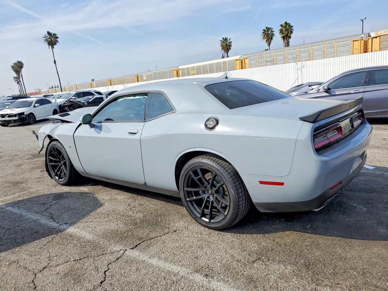 2022 DODGE CHALLENGER R photo 3
