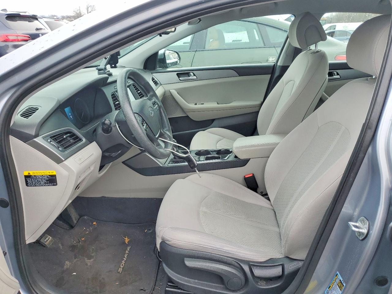 2017 HYUNDAI SONATA SE photo 13