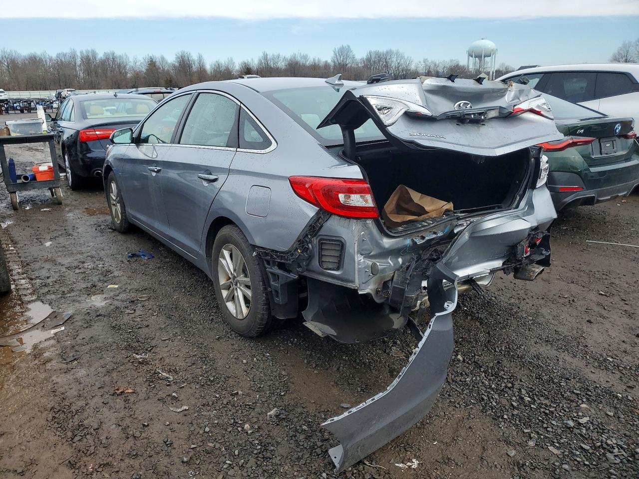 2017 HYUNDAI SONATA SE photo 3