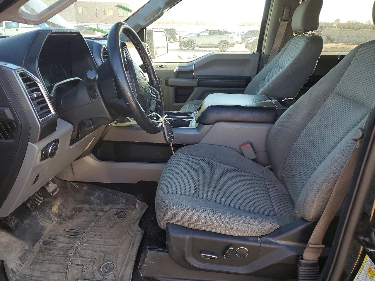 2016 FORD F150 SUPERCREW photo 13