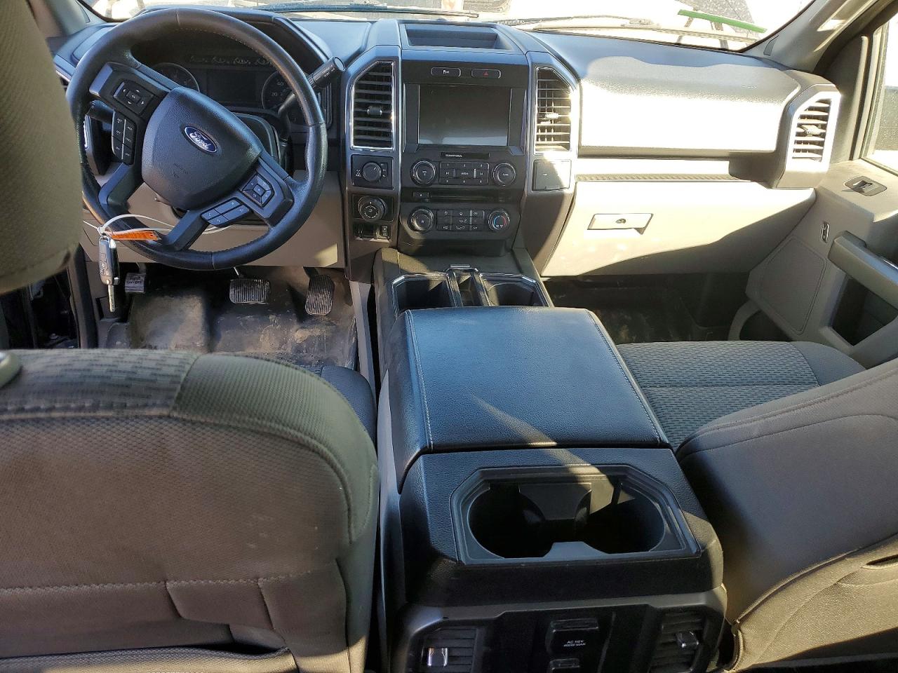 2016 FORD F150 SUPERCREW photo 15