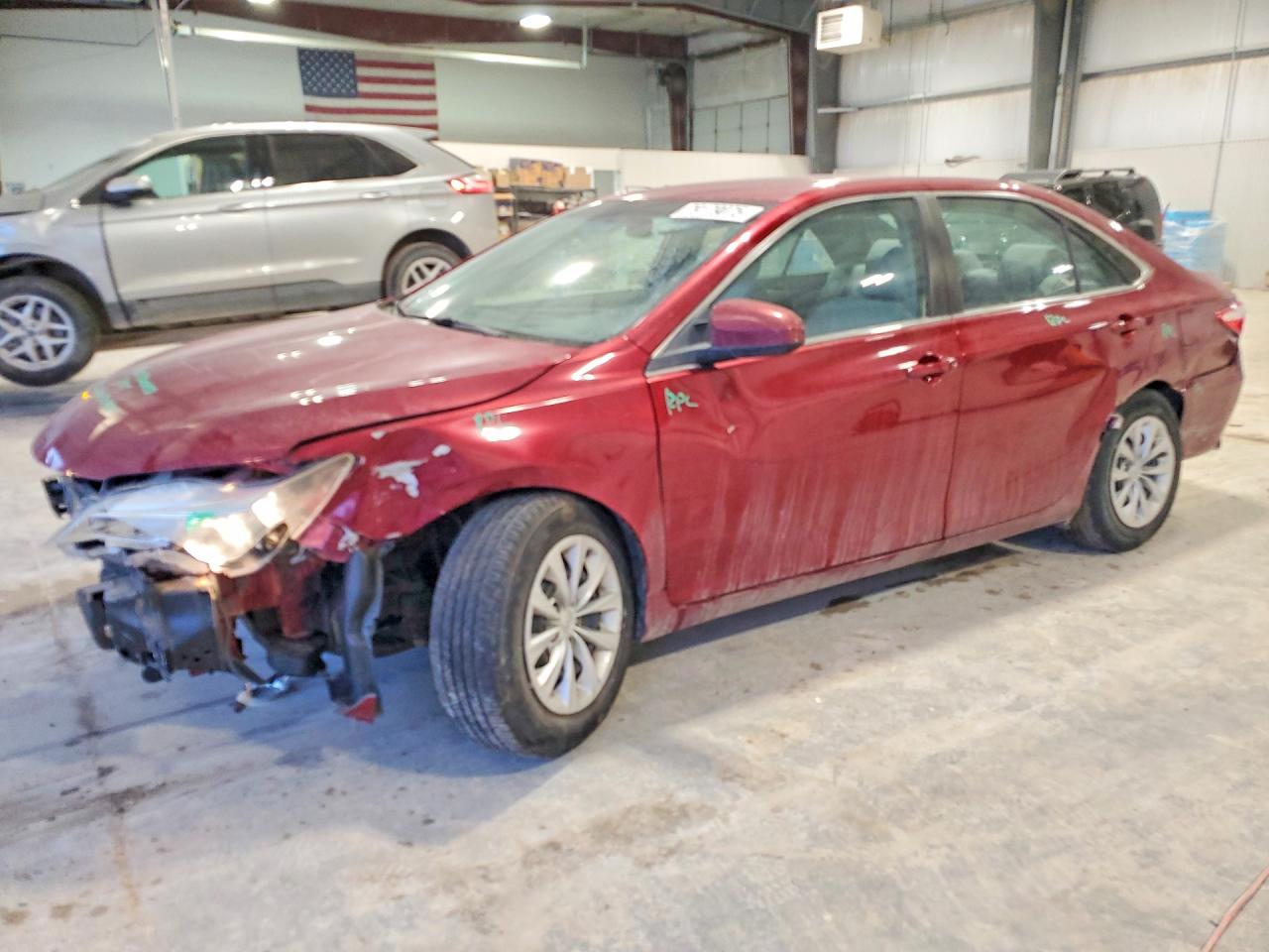 2016 TOYOTA CAMRY