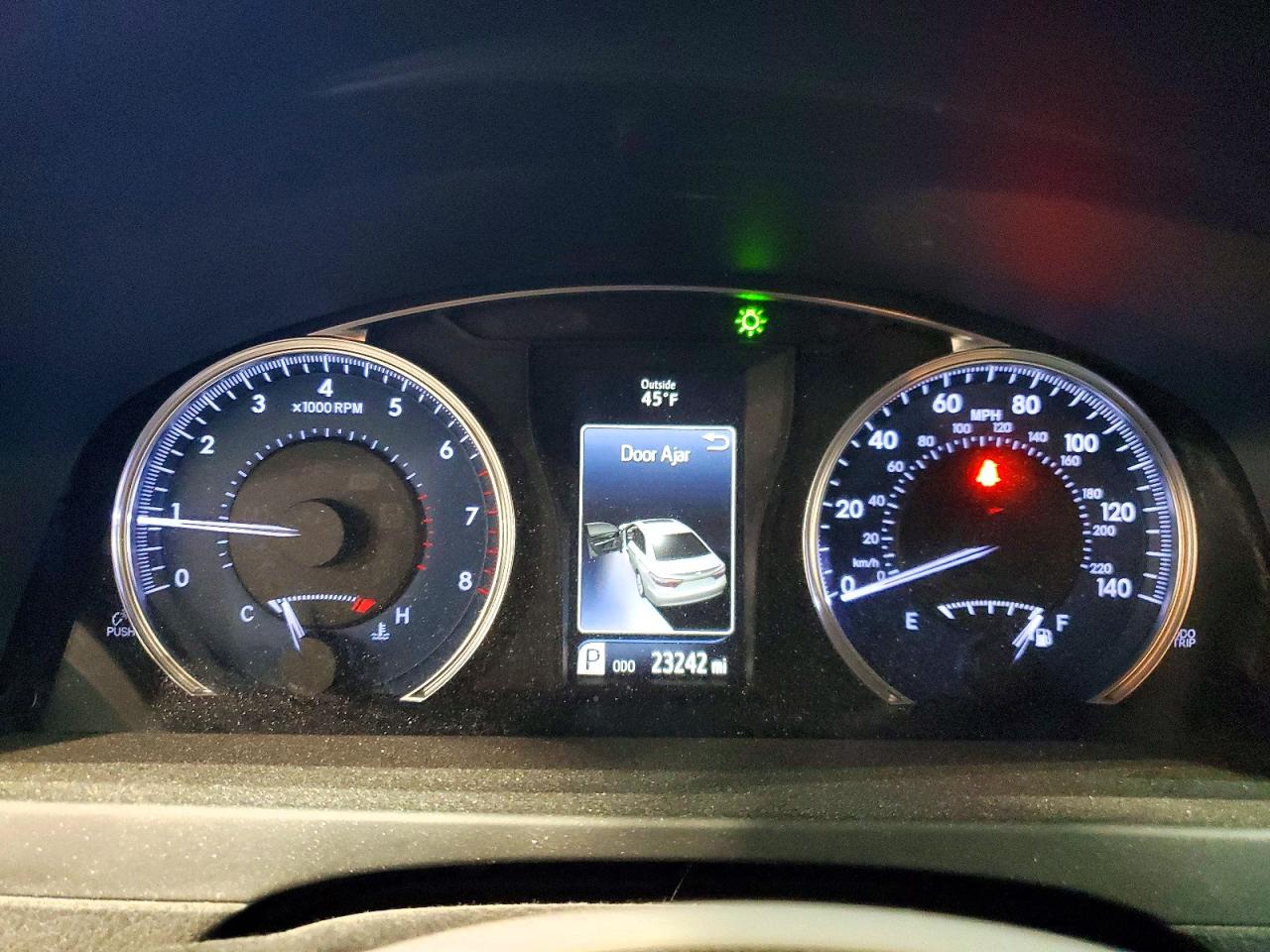 2016 TOYOTA CAMRY LE photo 9