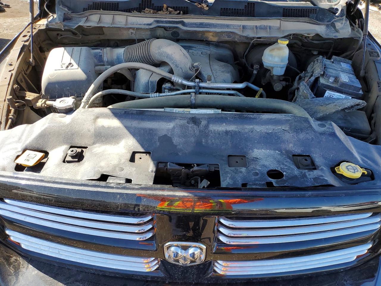 2015 RAM 1500 SPORT photo 21