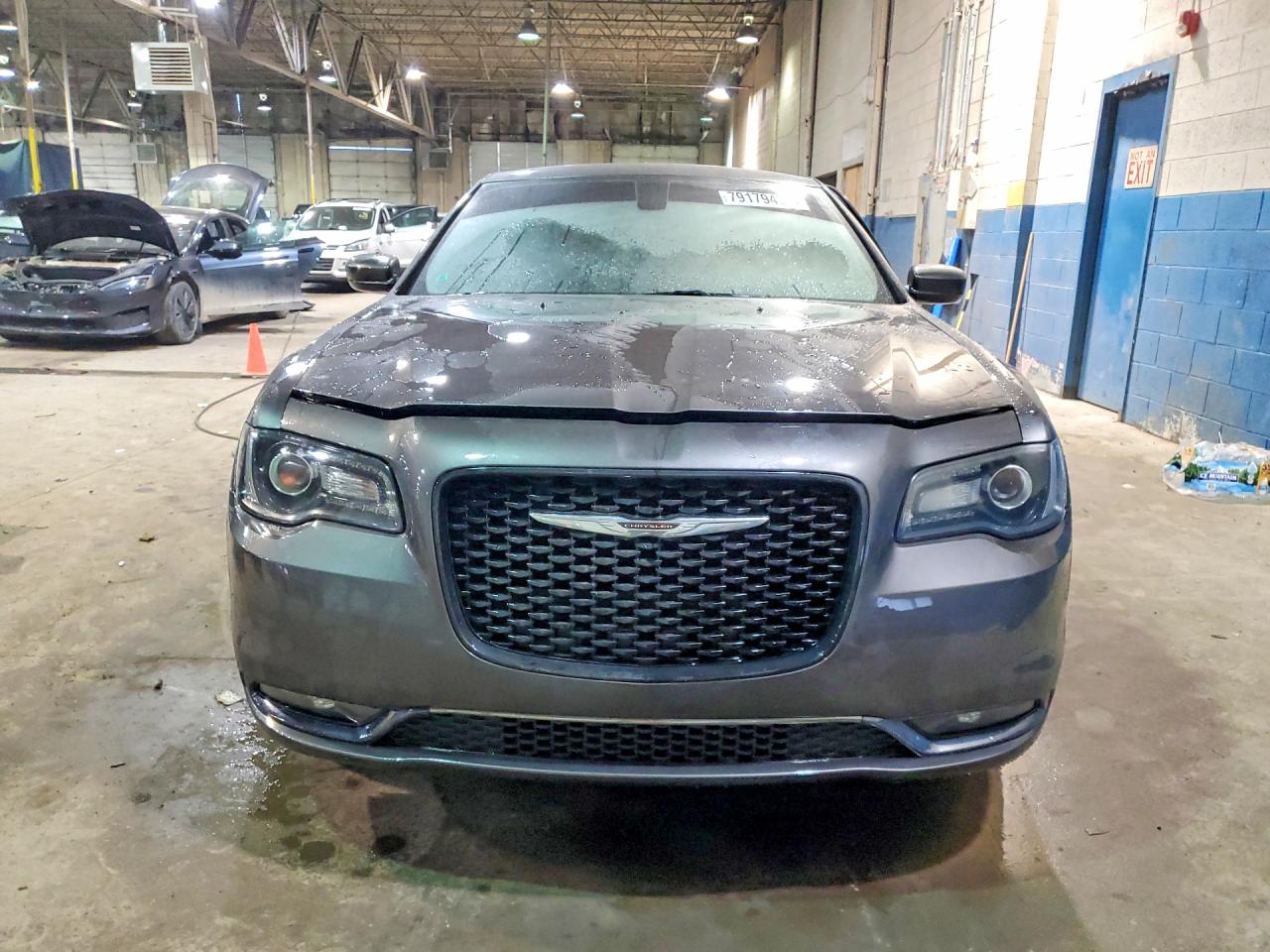 2015 CHRYSLER 300 S photo 5