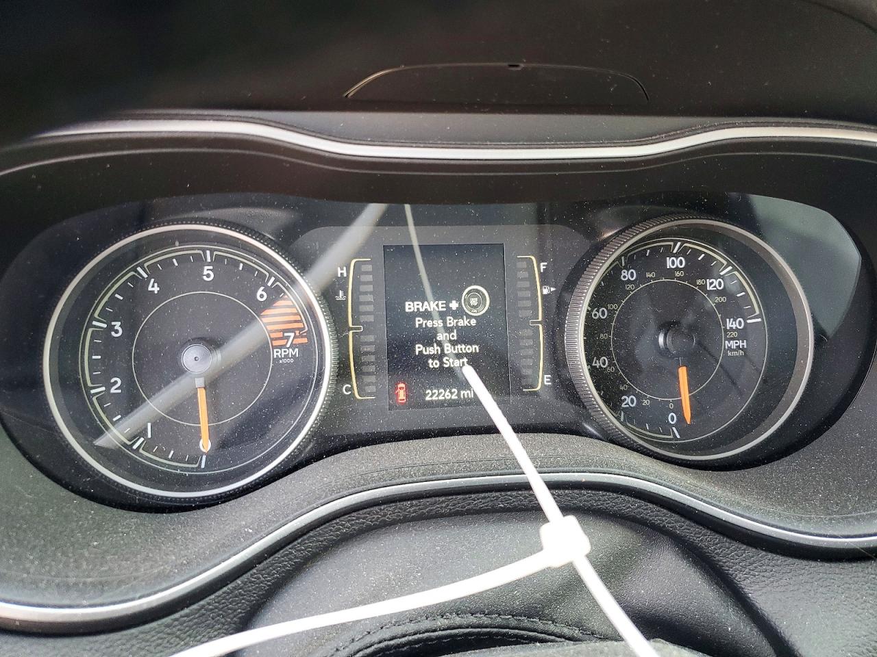 2021 JEEP CHEROKEE LATITUDE PLUS photo 9