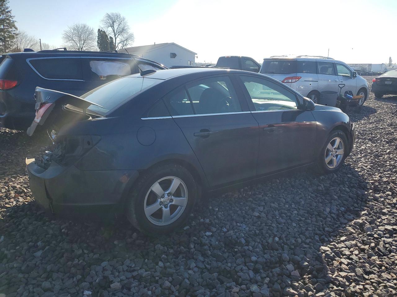 2016 CHEVROLET CRUZE LIMITED LT photo 3