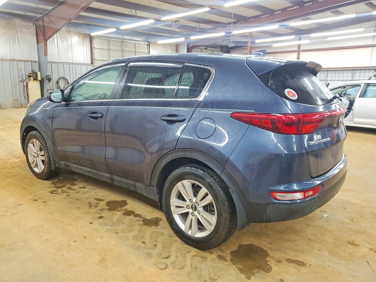 2017 KIA SPORTAGE LX photo 3
