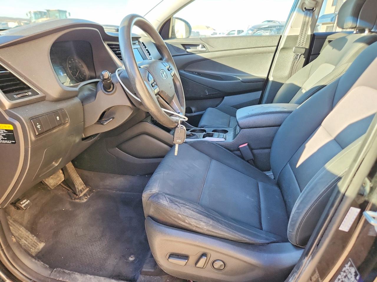 2016 HYUNDAI TUCSON SE photo 7