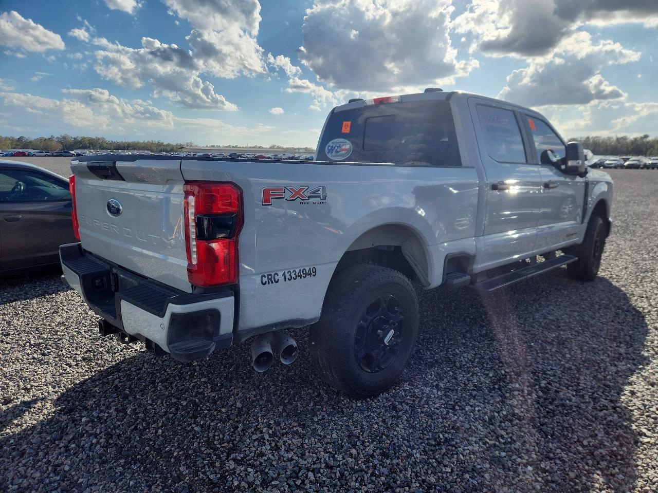 2025 FORD F350 photo 5