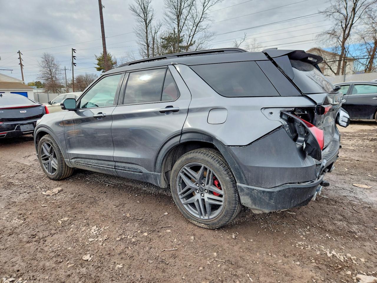 2025 FORD EXPLORER ST photo 4