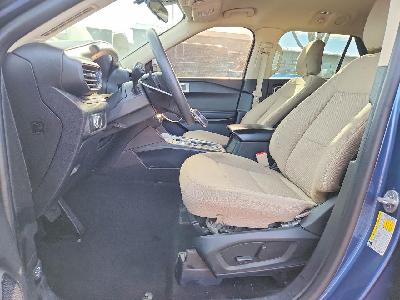 2020 FORD EXPLORER photo 19