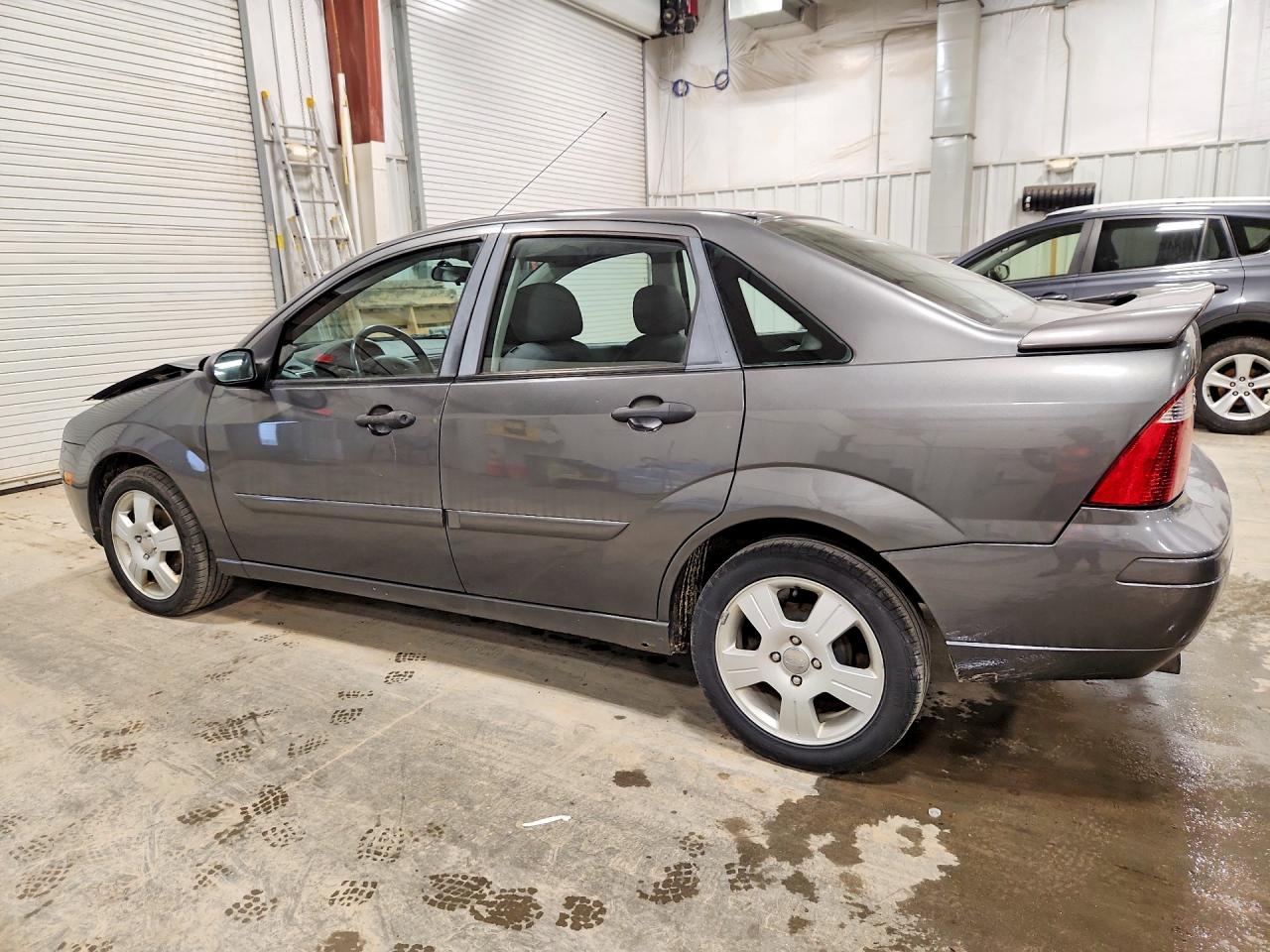 2007 FORD FOCUS ZX4 photo 3
