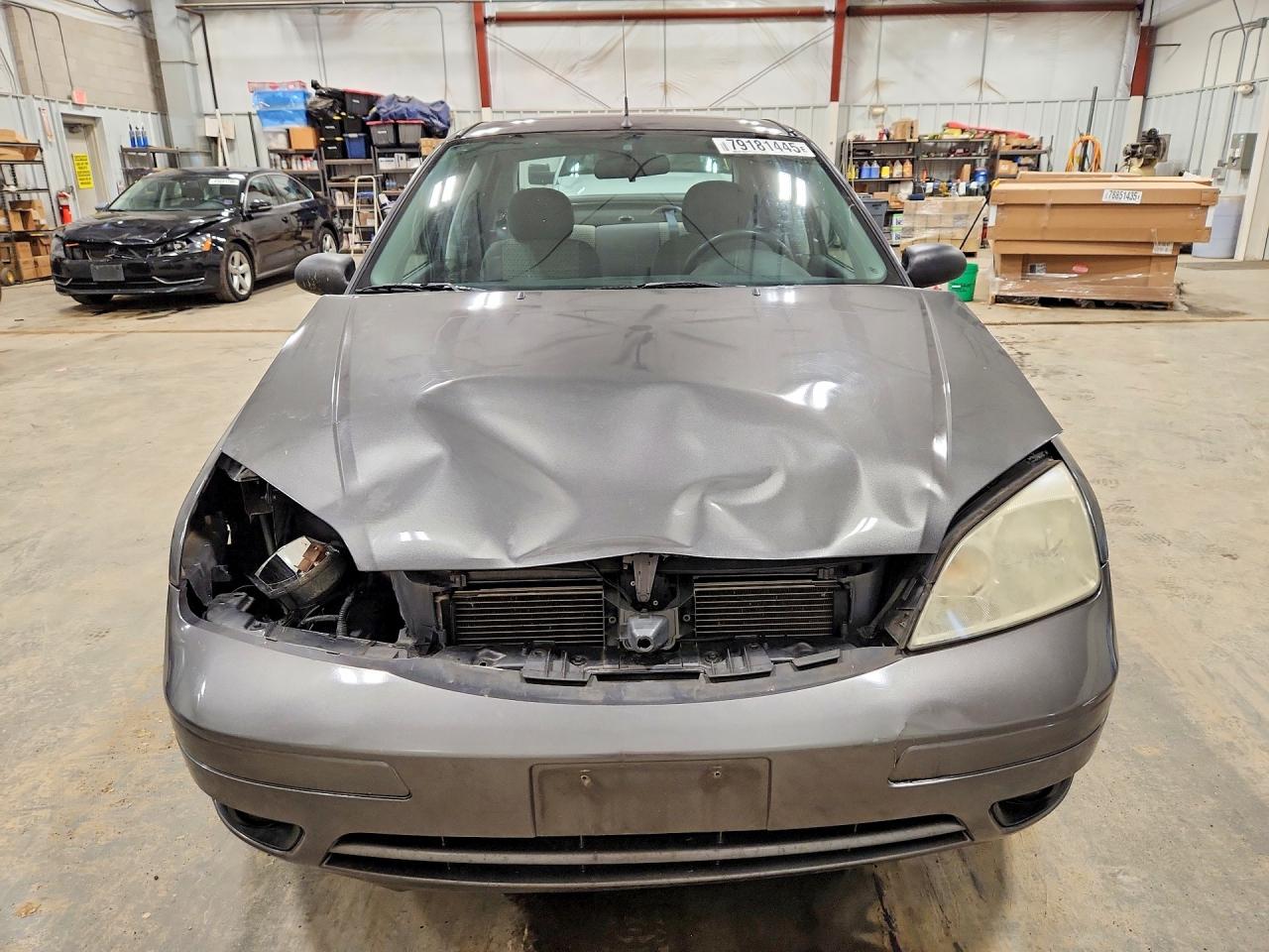 2007 FORD FOCUS ZX4 photo 9