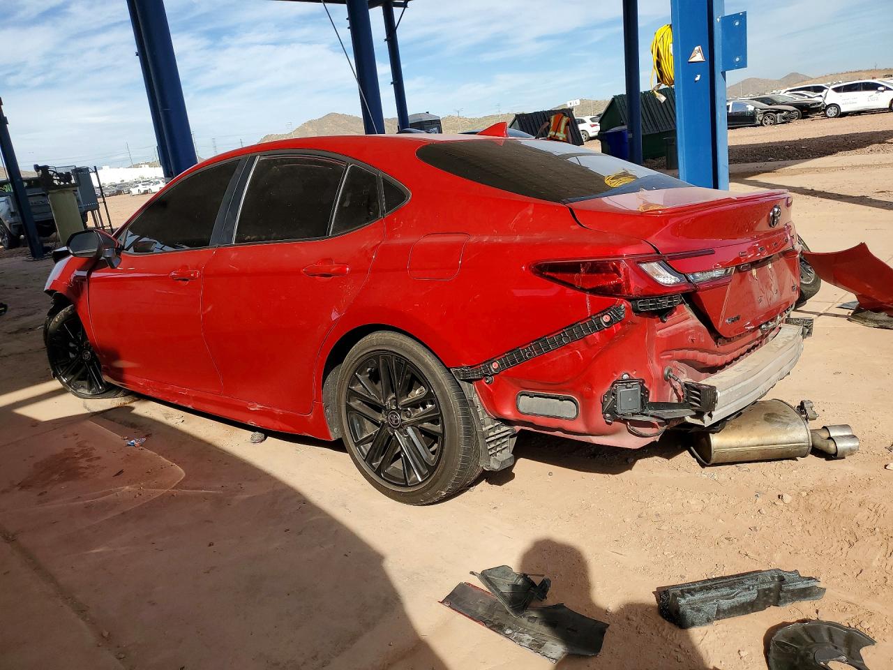 2025 TOYOTA CAMRY SE photo 2
