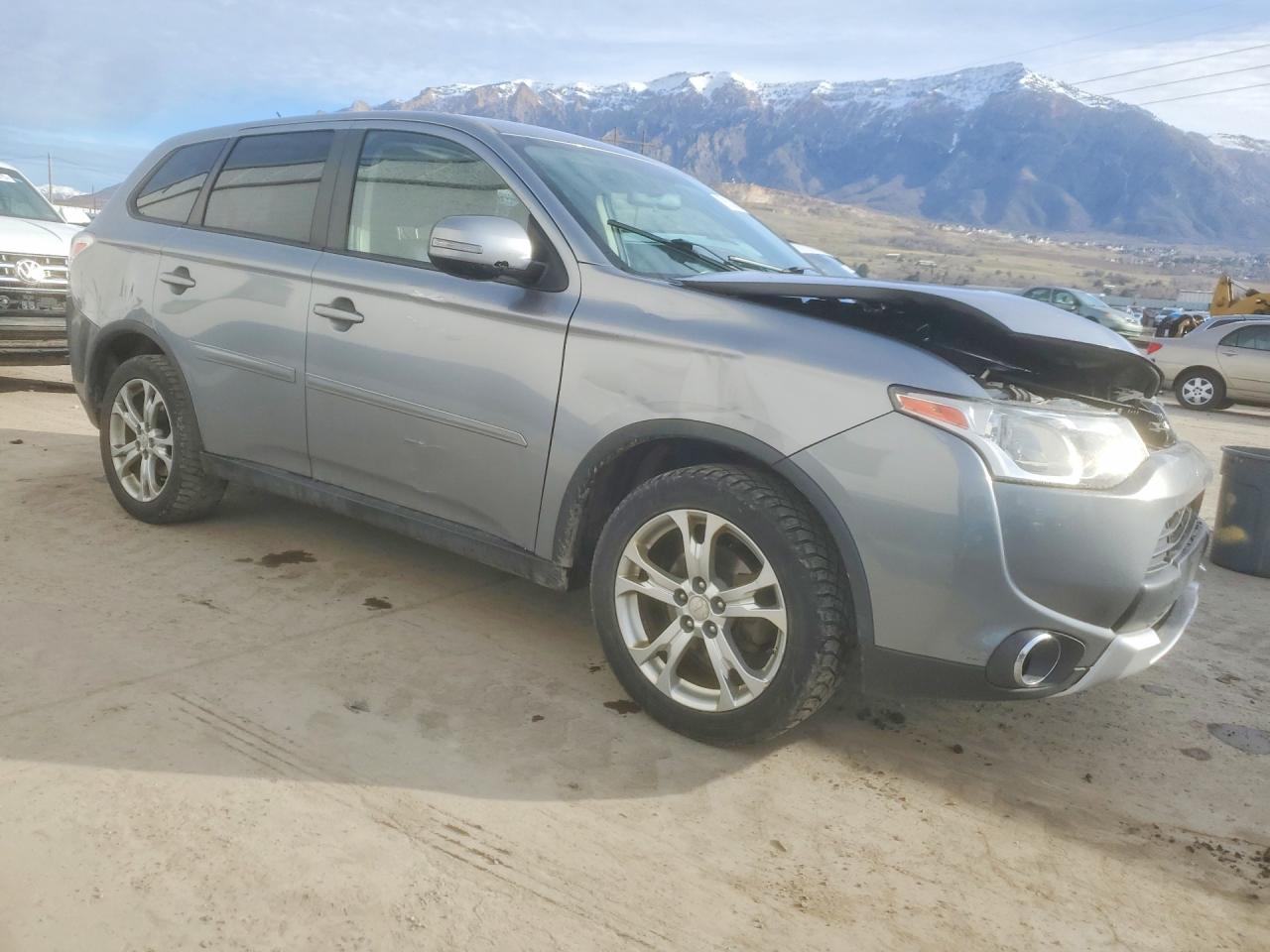 2015 MITSUBISHI OUTLANDER SE photo 4