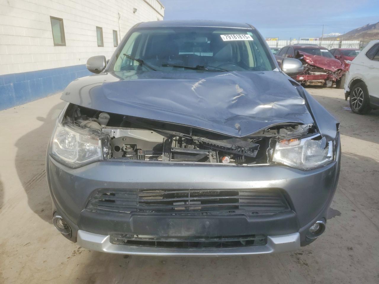 2015 MITSUBISHI OUTLANDER SE photo 5