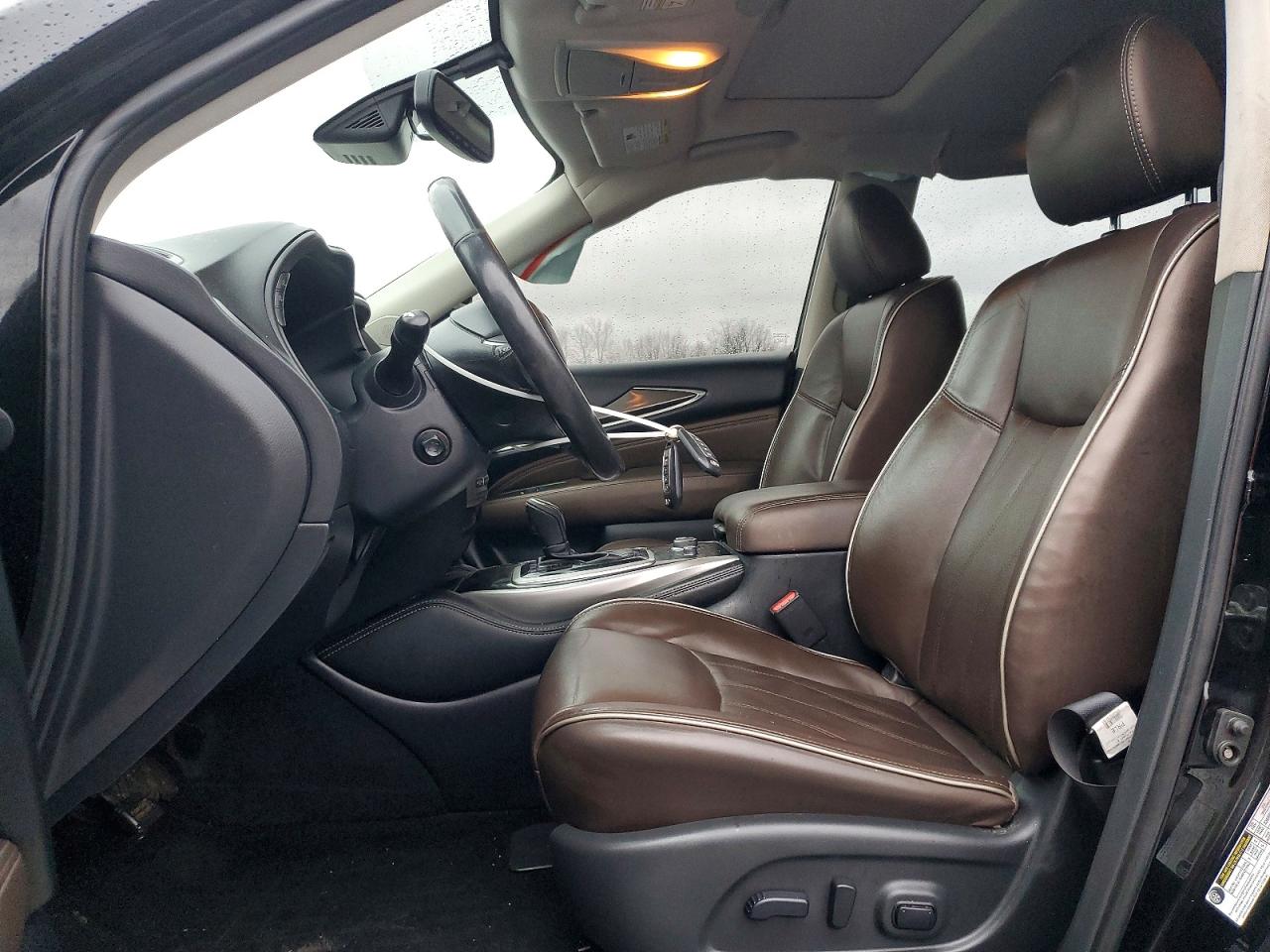 2020 INFINITI QX60 LUXE photo 7