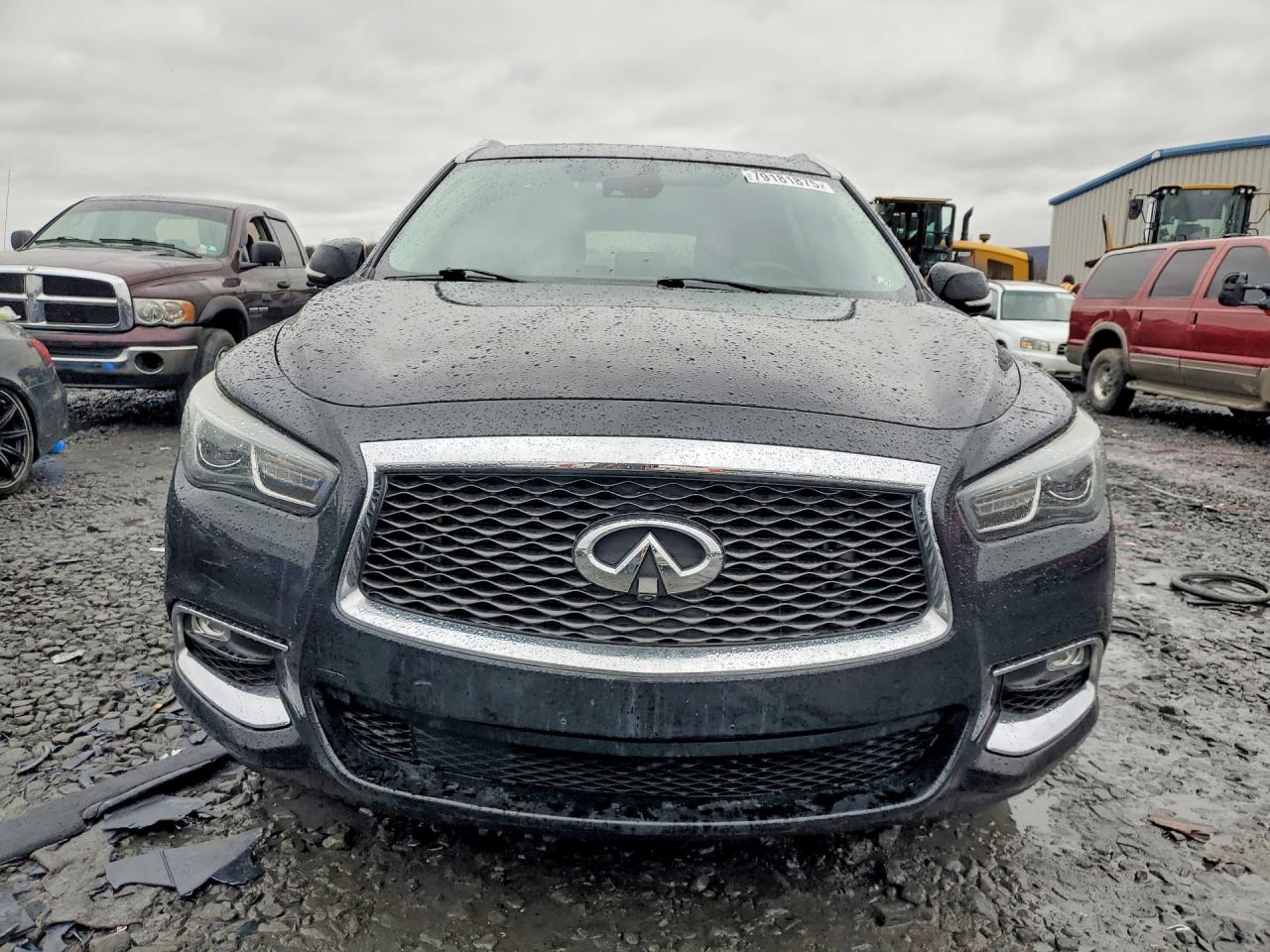 2020 INFINITI QX60 LUXE photo 5