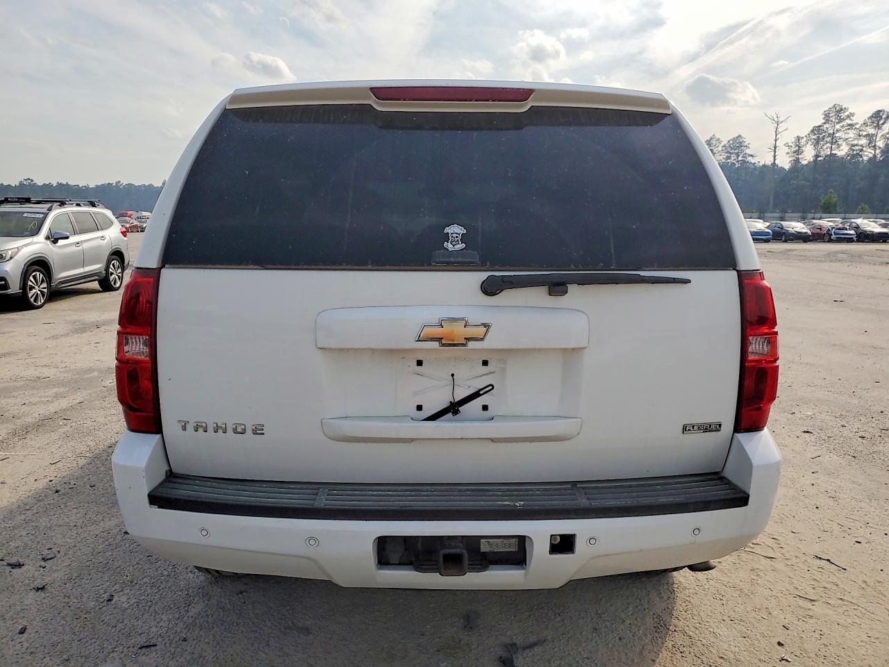 2011 CHEVROLET TAHOE C1500 LT photo 6