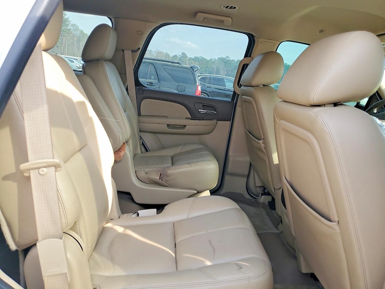 2011 CHEVROLET TAHOE C1500 LT photo 11