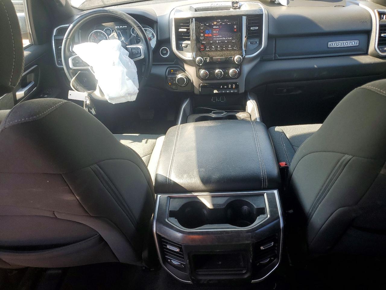 2021 RAM 1500 BIG HORN photo 15