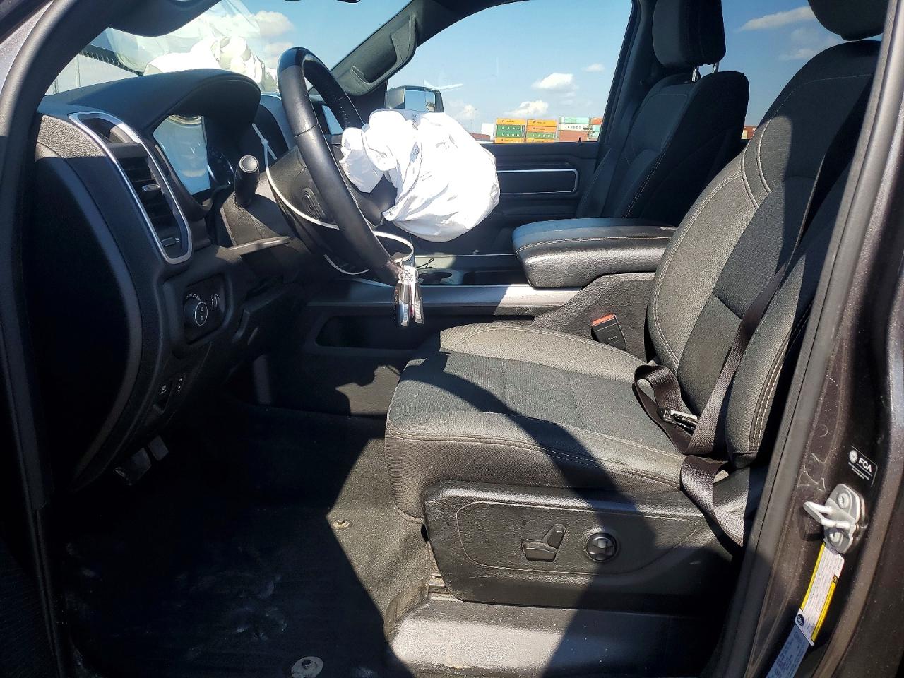 2021 RAM 1500 BIG HORN photo 13
