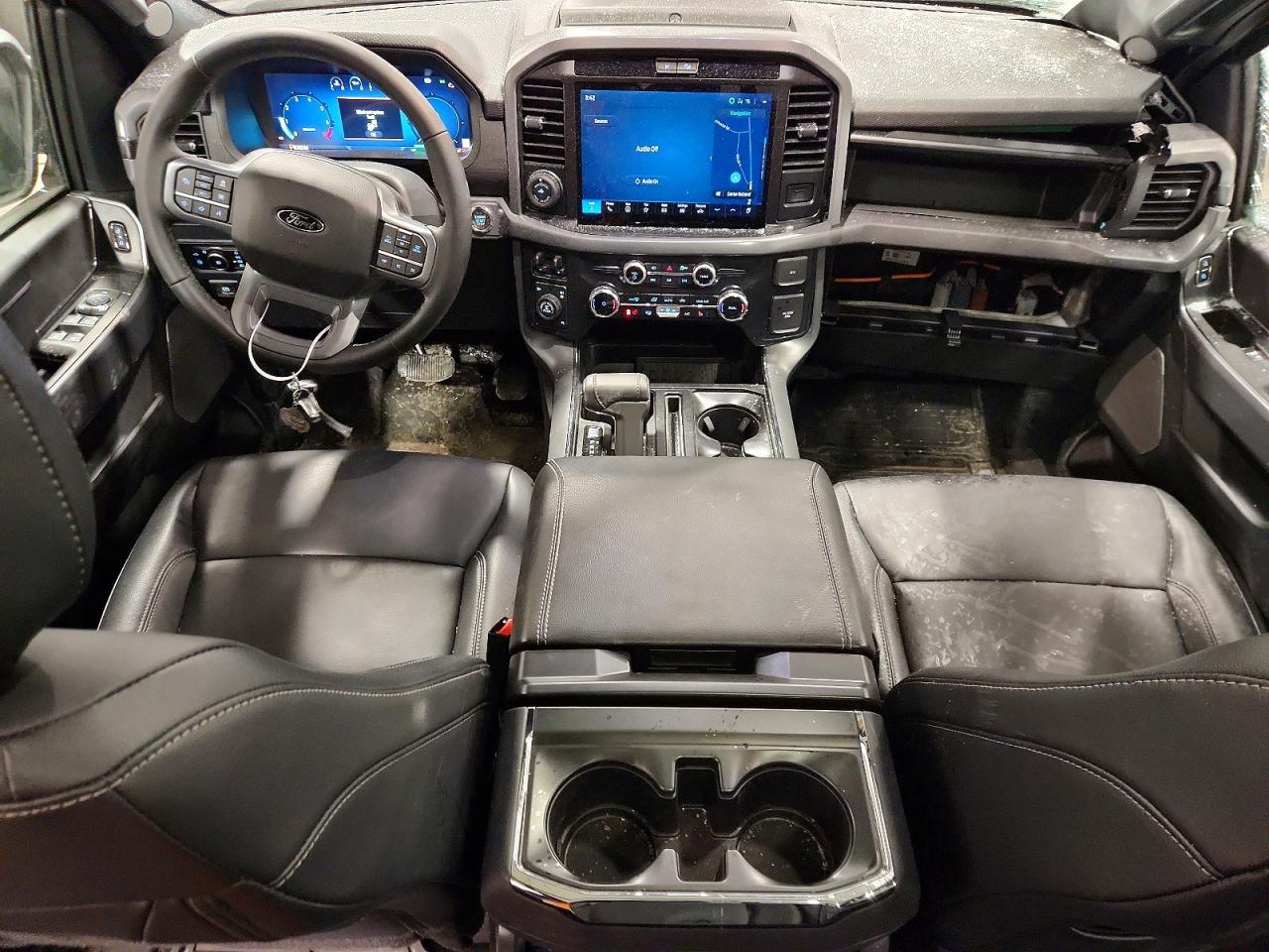 2025 FORD F150 XLT photo 15