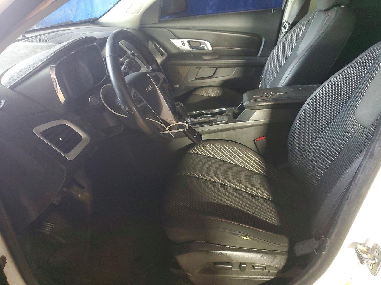 2017 GMC TERRAIN SLE photo 13