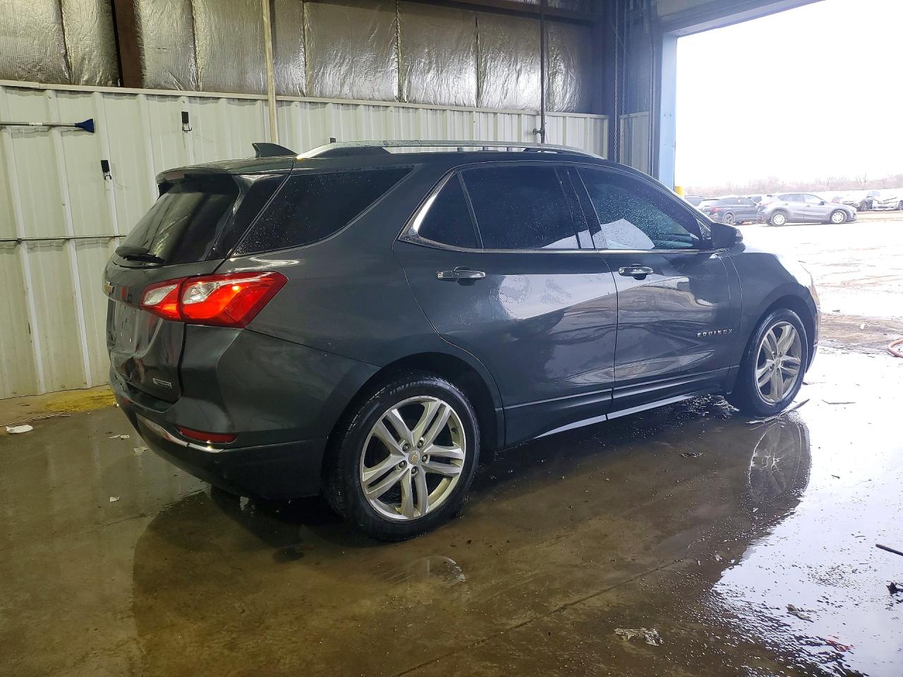 2018 CHEVROLET EQUINOX PREMIER photo 5