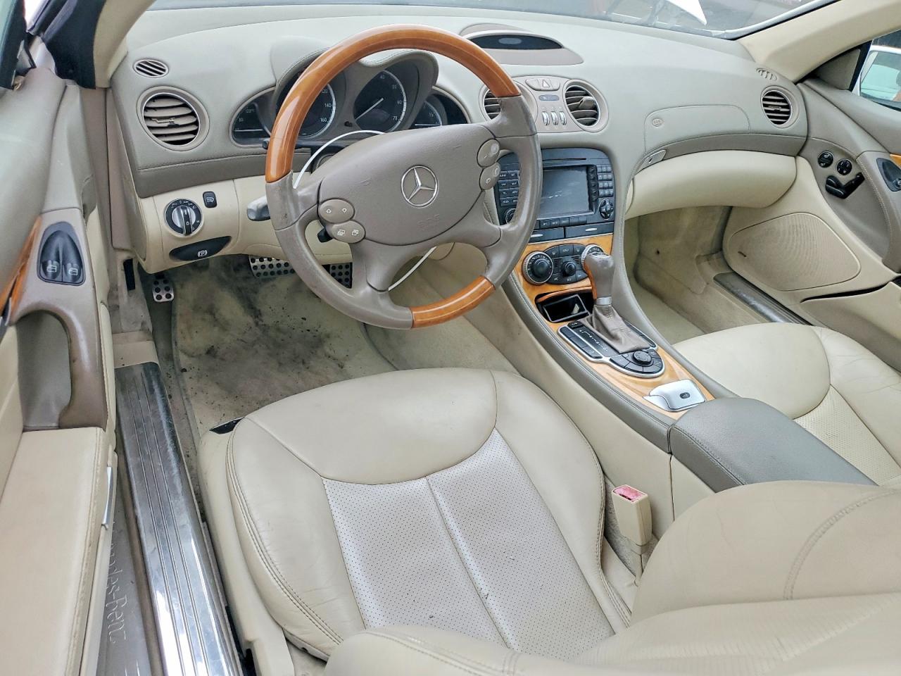 2007 MERCEDES-BENZ SL 550 photo 15