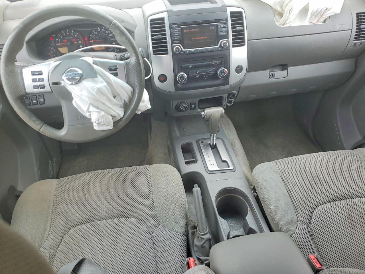 2017 NISSAN FRONTIER SV photo 15