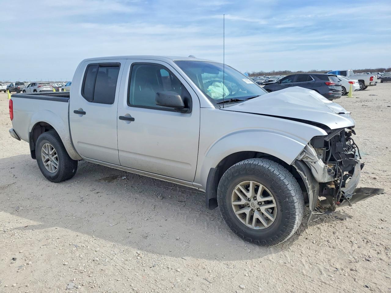 2017 NISSAN FRONTIER SV photo 7