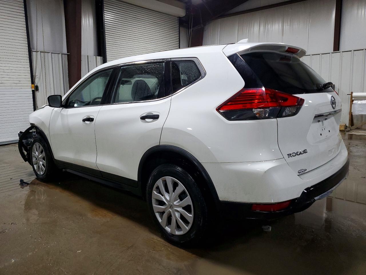 2017 NISSAN ROGUE S photo 2