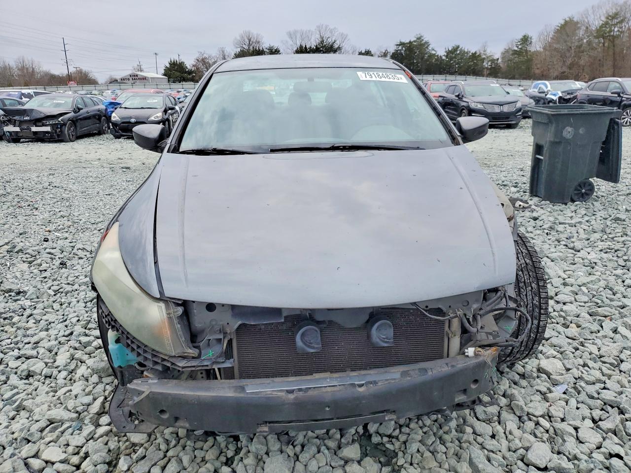 2010 HONDA ACCORD LX photo 9