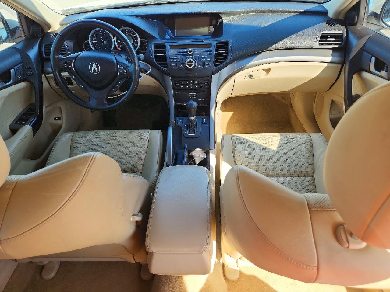 2010 ACURA TSX photo 8
