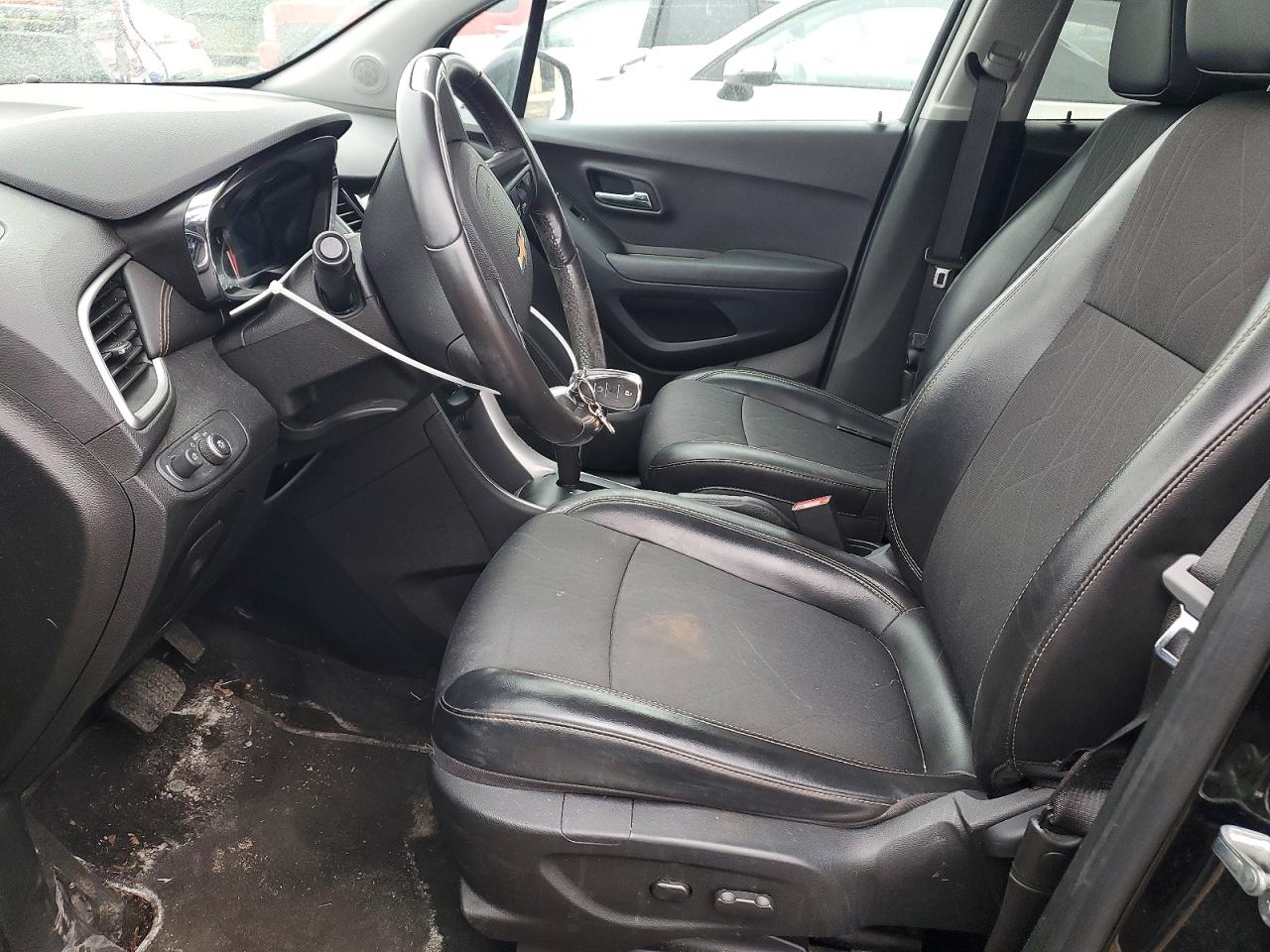 2019 CHEVROLET TRAX 1LT photo 13
