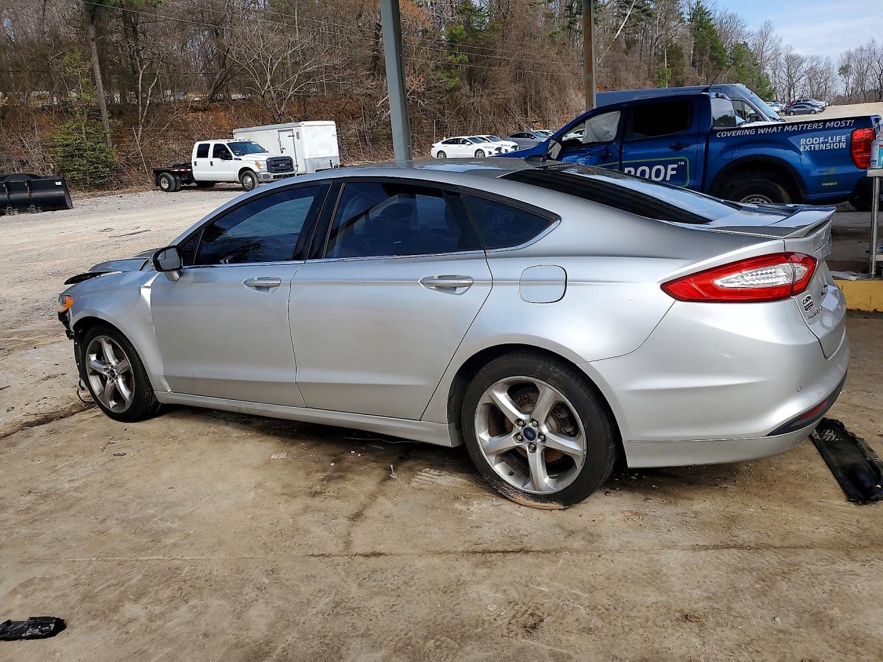 2016 FORD FUSION photo 3