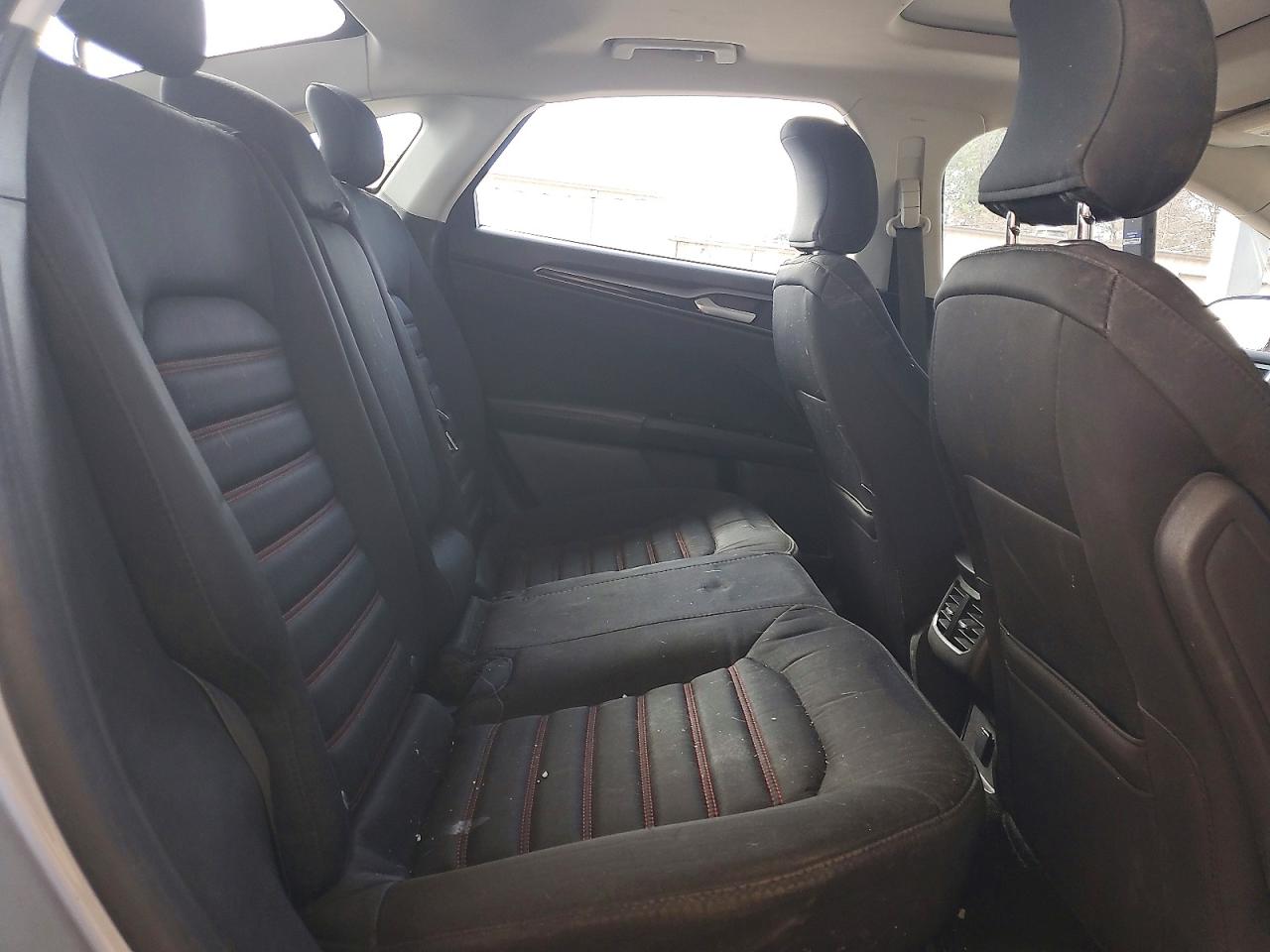2016 FORD FUSION photo 19