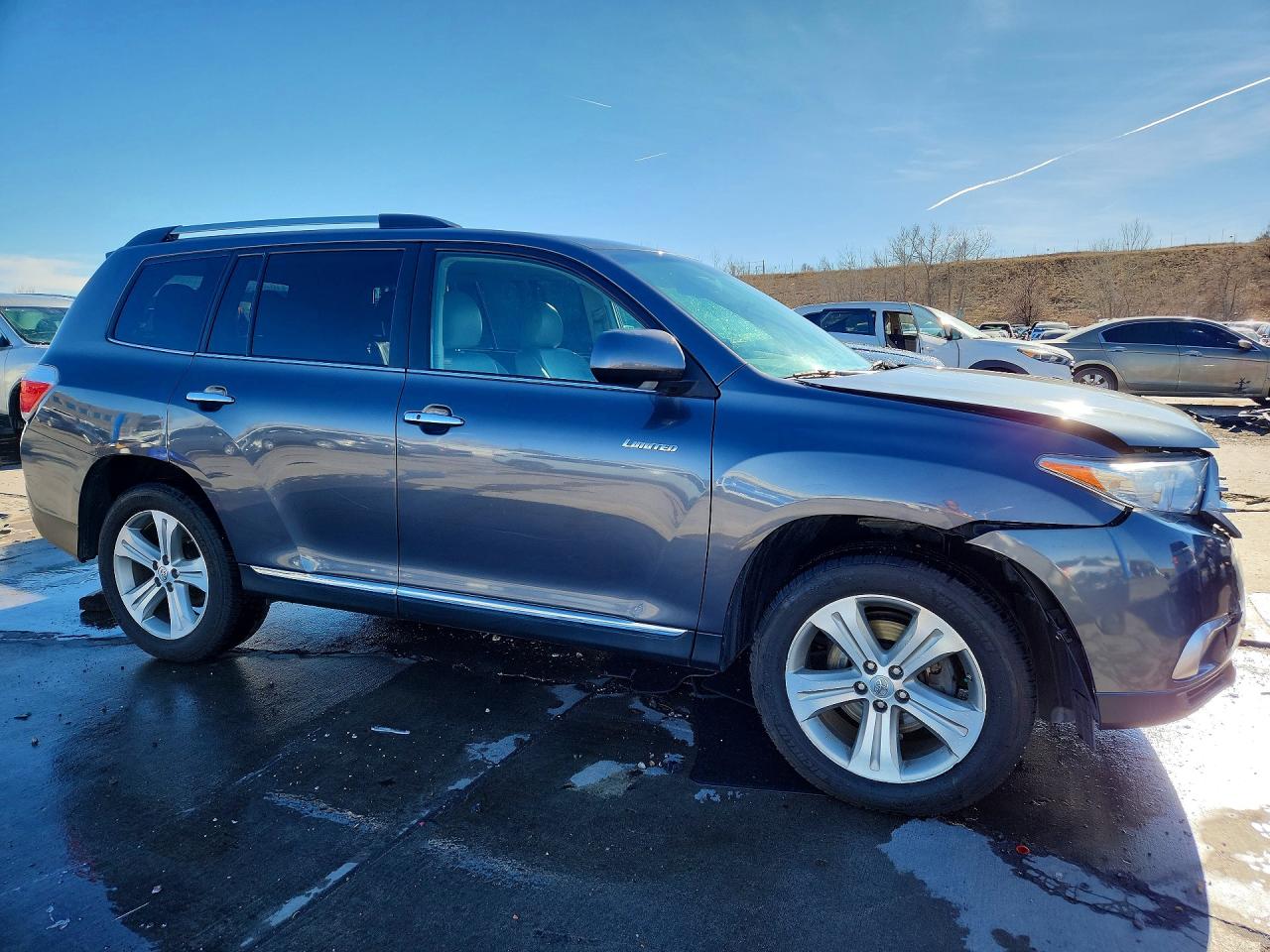 2013 TOYOTA HIGHLANDER LIMITED photo 4